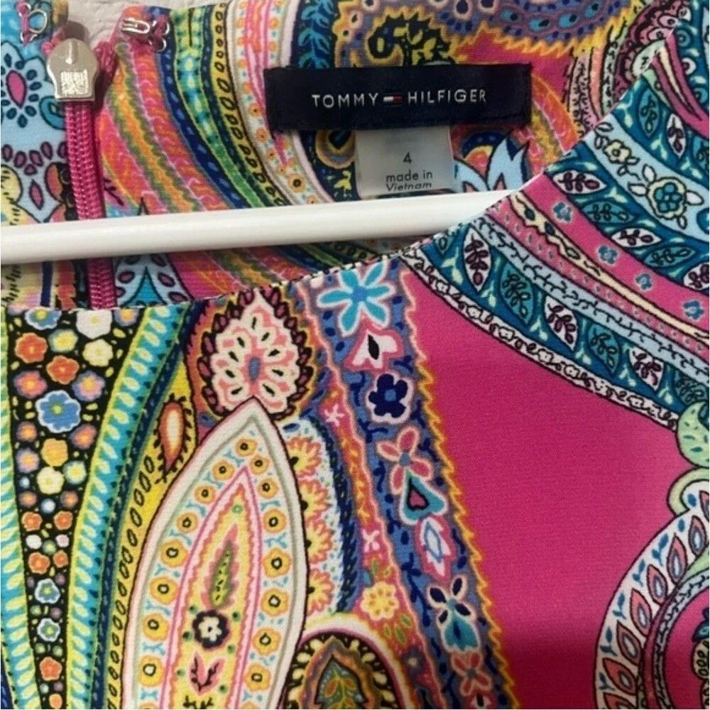 Tommy Hilfiger Dress Size 4 Blue Pink Paisley 3/4 Bell Sleeve Knee Length - Picture 4 of 4